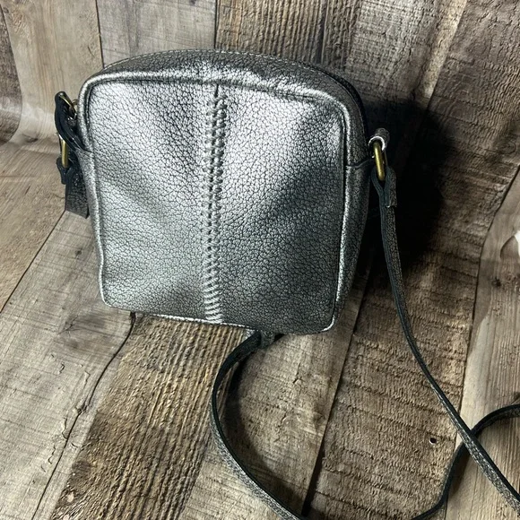 The Sak Maisie Square Crossbody leather bag - Picture 5 of 16